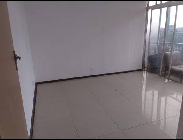 2 BEDROOM APARTMENT FOR SALE IN SUNNYSIDE